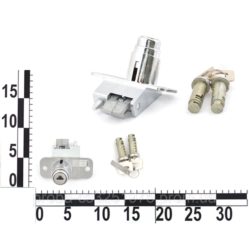 Замок багажника ВАЗ 2108-09 с ключами и личинками дверей, хром (21) ДААЗ Замок багажника ВАЗ 2108-09 с ключами и личинками дверей, хром (21) ДААЗ